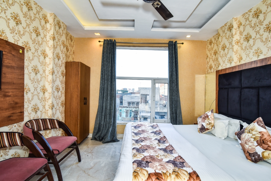 Budget Luxury Hotel Near Golden Temple
