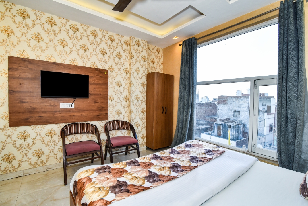 Super Deluxe Triple Room, Hotel The Woodz, Amritsar